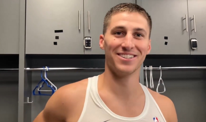 世界杯官方直播平台下载-不给面子哈😂!吉莱斯皮谈阿德巴约砍83分:我不关心