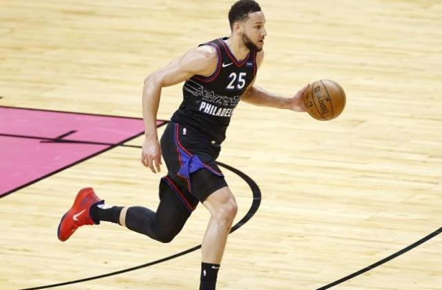 不愿配合心理疏导 西蒙斯和76人的拉锯战还在继续