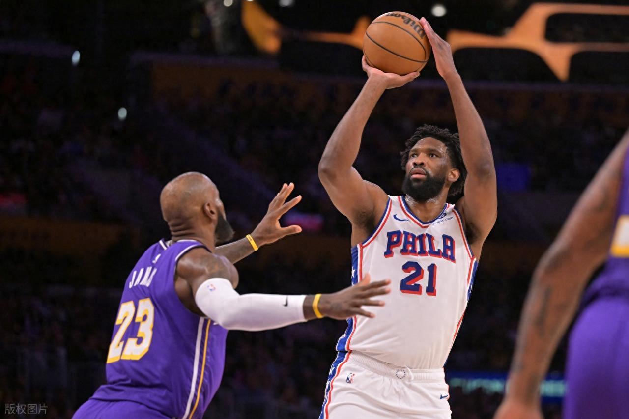 世界杯官方直播平台下载-东契奇伤退,湖人逆转76人,谁是赢球功臣?数据不说谎!里皇太强